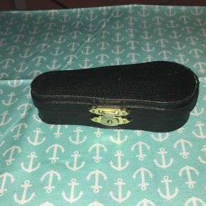 Miniature violin and bow